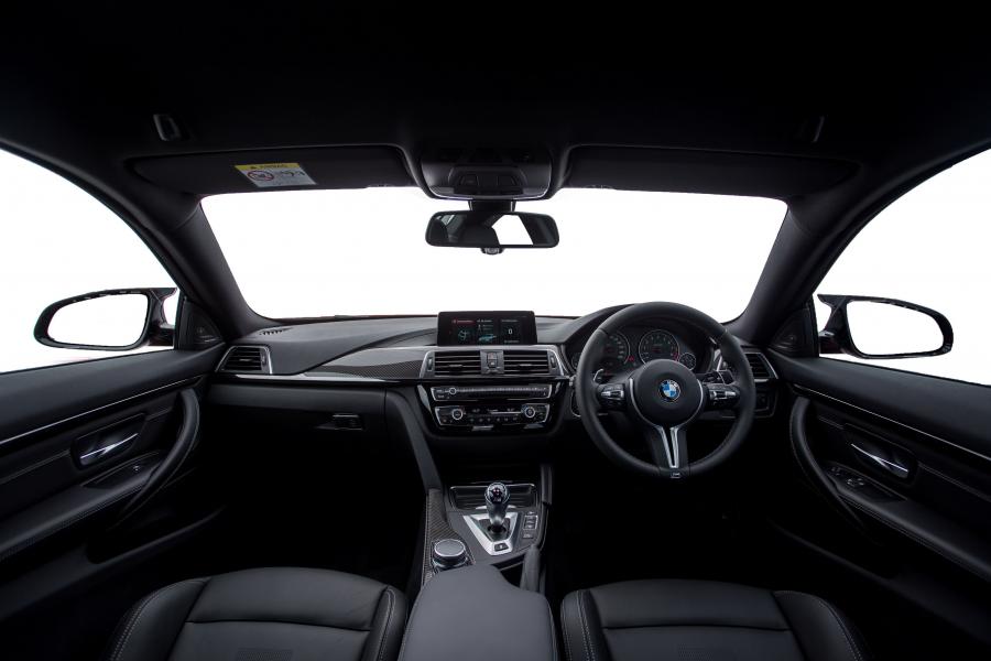 Торпедо BMW M4 Coupe 2017 года  (MY) (фото 7 из 9)